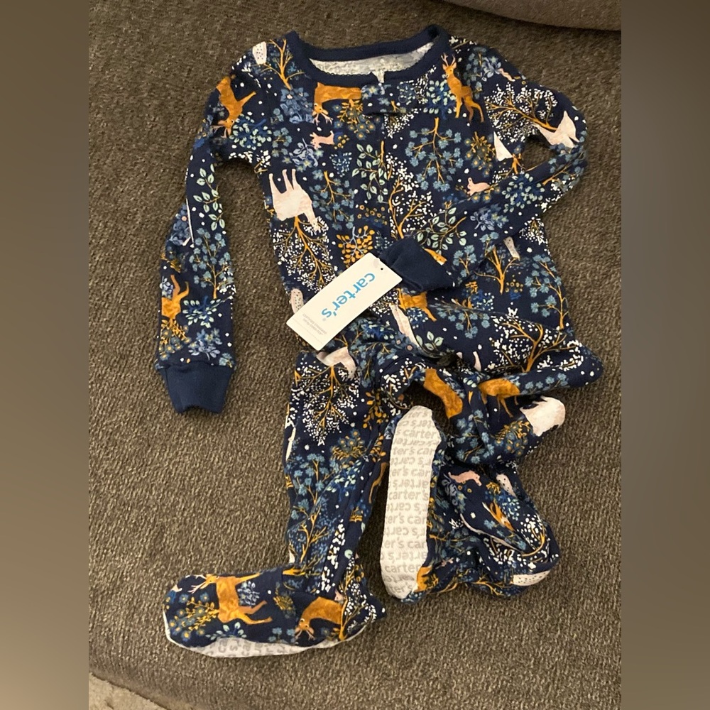 Carter’s 24m One-piece Zip Footie -NWT.